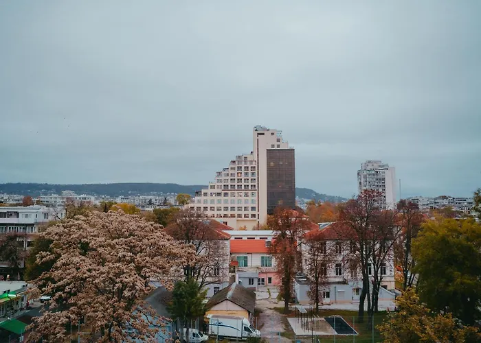 Апартаменты Varna City Apartment